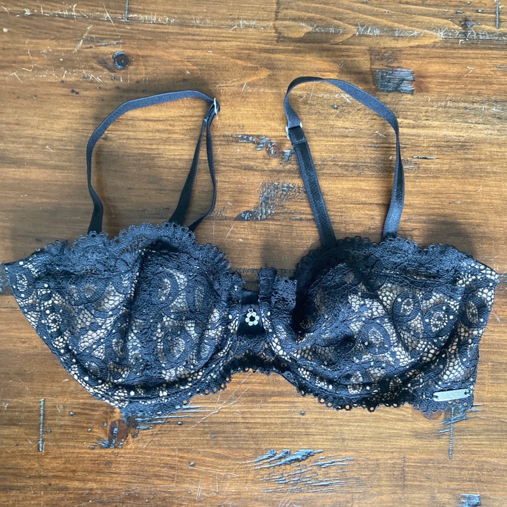 Montelle Intimates Black Elegant Lace Bra Size 34C
